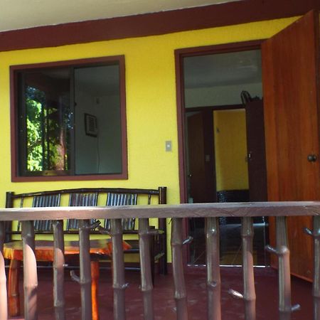 Sablayan Gustav'S Place Silver Beach Dive Resort الغرفة الصورة